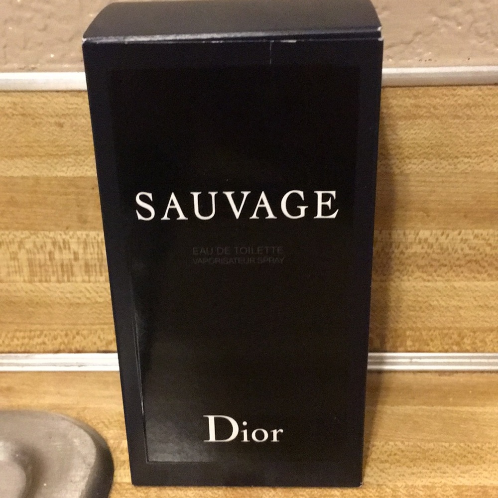 DIOR SAUVAGE Men’s Fragrance. 100ml. 98% full.
